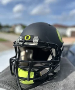 OREGON DUCKS VOLT CUSTOM RIDDELL SPEED FULL SIZE FOOTBALL HELMET
